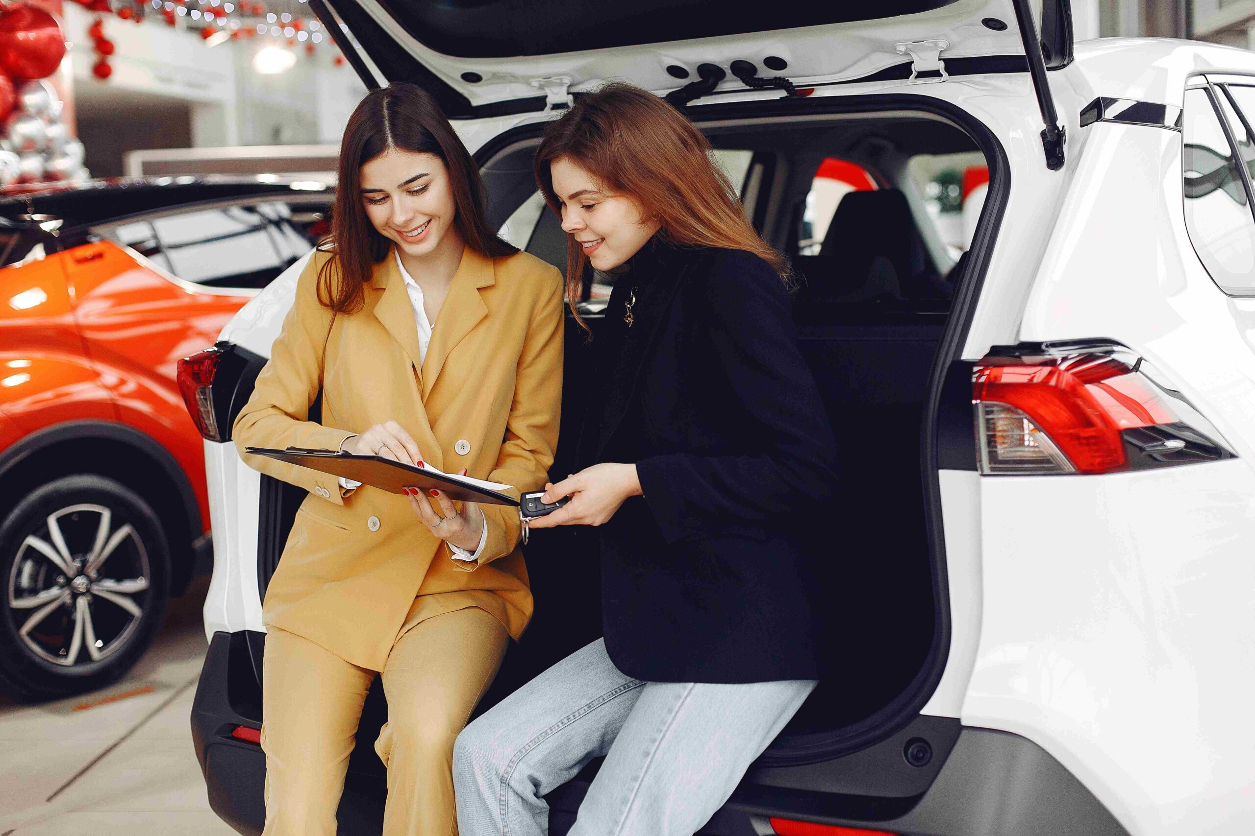 Monthly vs Daily Car Rentals: Choosing the Perfect Fit for Your Travel Needs in Dubai